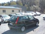 Nissan Almera Tino (2005) 1.8i 16V, kola navíc, závěs - náhled 8
