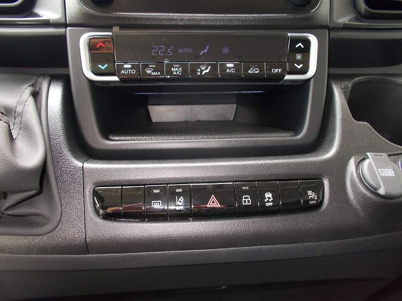 Opel Movano (2026) Van 3500 L3H2 2.2 CDTi 140k 6- - fotka 19 z 31