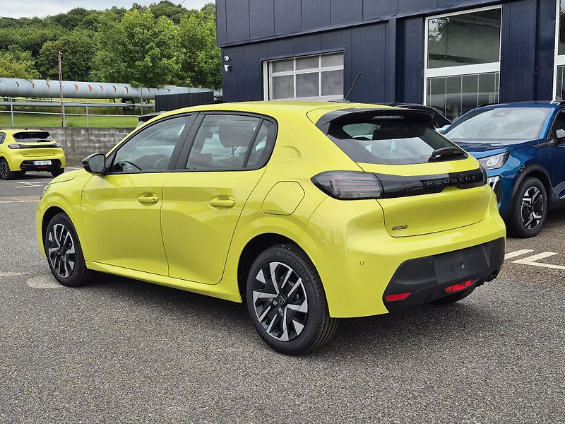 Peugeot 208 (2026) STYLE Turbo 100 MAN6    - fotka 3 z 21