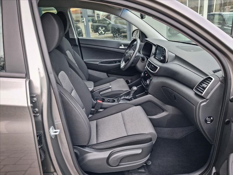 Hyundai Tucson 1,6 T-GDI AT STYLE - fotka 15 z 19