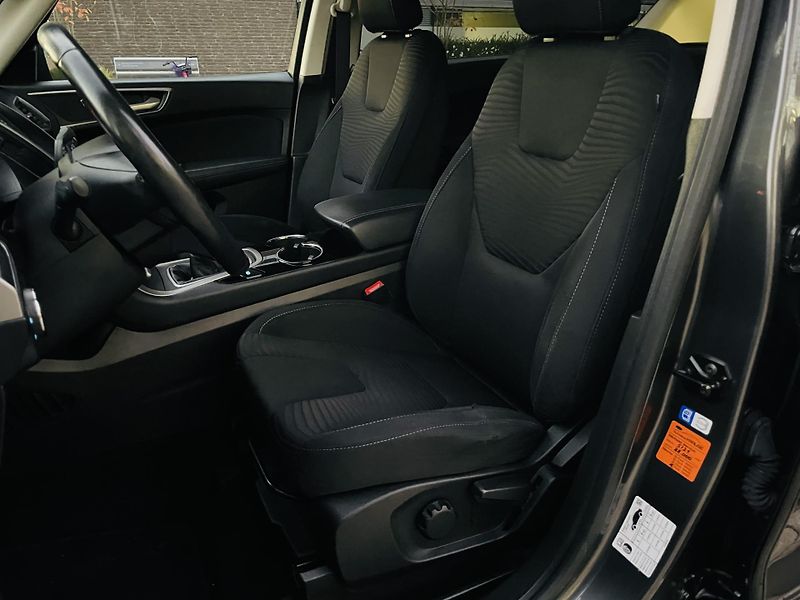 Ford S-MAX 2.0TDCi MANUÁL SERVISKA TAŽNÉ - fotka 27 z 42
