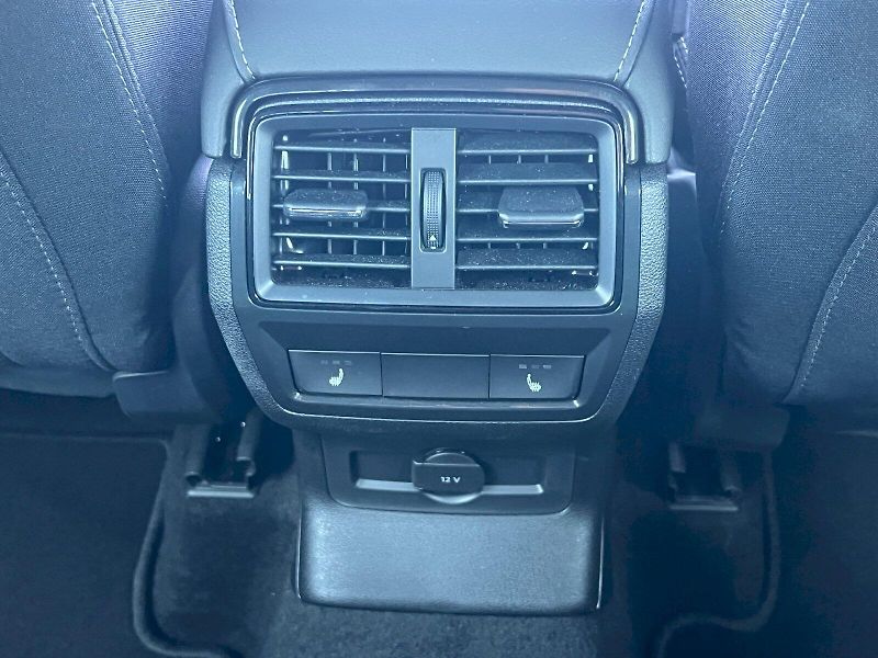 Škoda Karoq (2025) Sportline 1.5TSi 110kW 7°autom - fotka 32 z 33