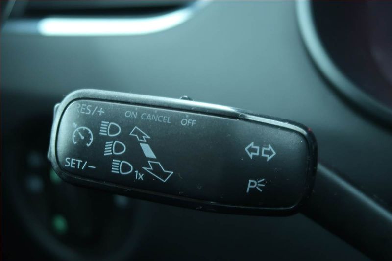 Škoda Octavia (2014) 2.0 TDI, 4X4, Xenony - fotka 21 z 21