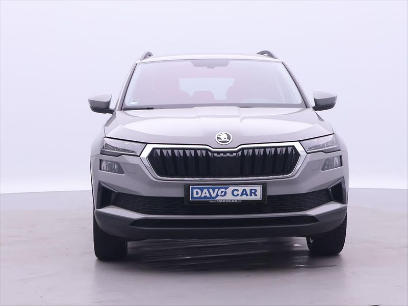 Škoda Karoq 2,0 TDI DSG 4x4 Tour Virtual - fotka 2 z 33