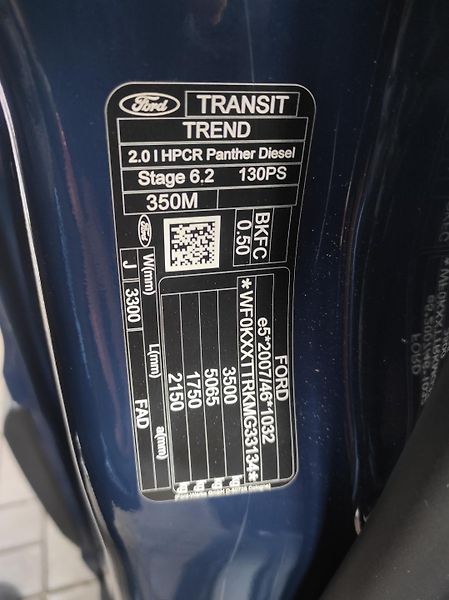 Ford Transit 2,0EcoBlue mHEV L2,9 míst, ČR - fotka 25 z 30