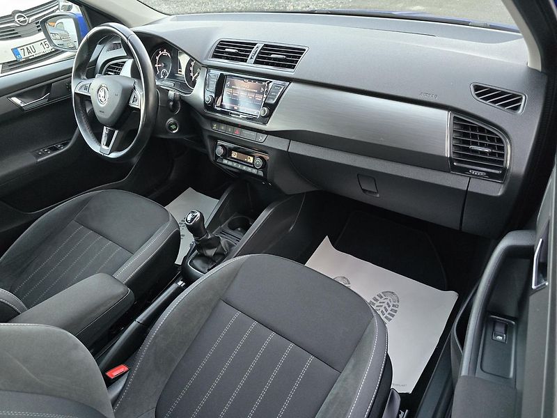 Škoda Fabia 70kW STYLE DIGIKLIMA ČR - fotka 12 z 36