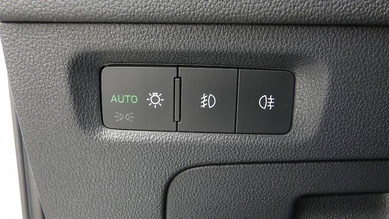 Škoda Octavia 1.5 TSI 110kW DSG Ambition - fotka 10 z 22
