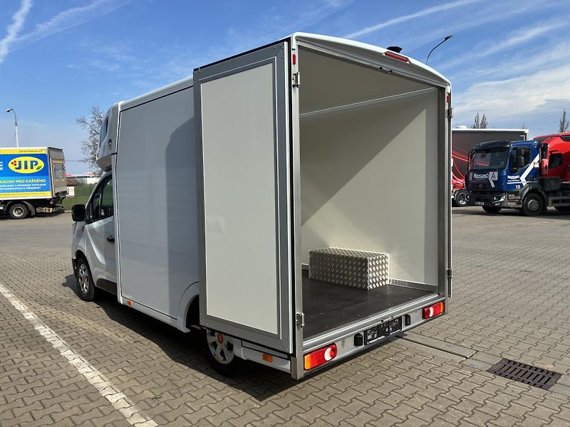 Renault Trafic (2025) do 2,5t - NEPOTŘEBUJE TACHO! - fotka 17 z 31