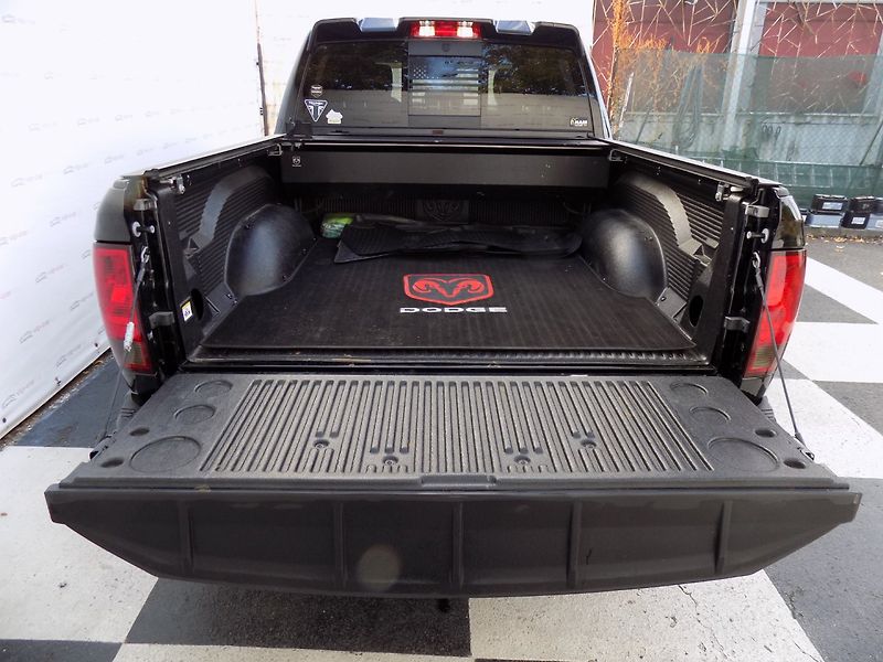 Dodge RAM (2022) 5.7 HEMI/CREW CAB/ČR/DPH/LED/ - fotka 8 z 40