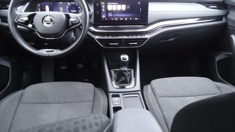 Škoda Octavia Kombi 1.5TSi Style - fotka 7 z 19