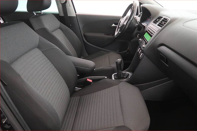 Volkswagen Polo (2012) 1.2 TDI, Tempomat - fotka 9 z 16