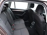 Škoda Octavia 2,0 TDI 110kW CZ Style Kessy - náhled 13