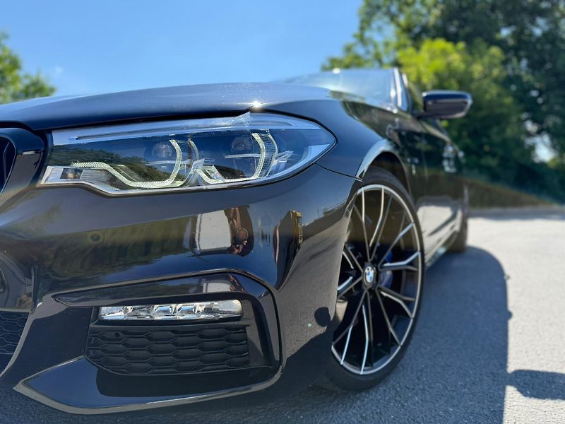 BMW Řada 5 (2018) BMW 540d xDrive - fotka 2 z 7