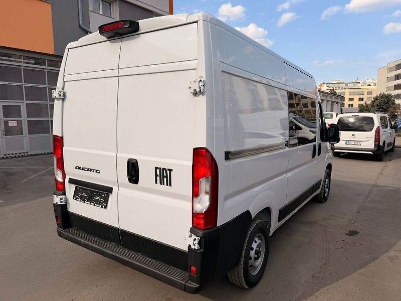 Fiat Ducato 2.2 MTJ 140k L2H2 - 6 míst - s - fotka 4 z 14