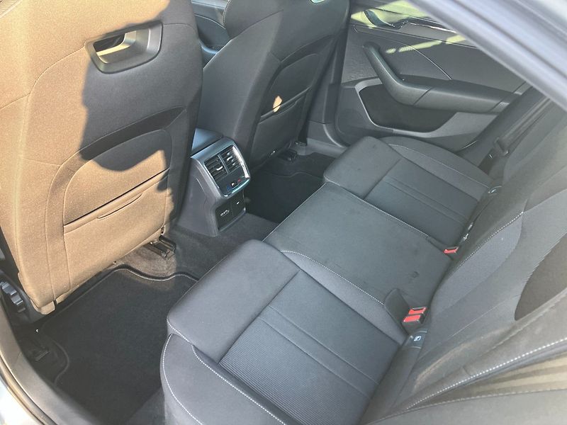 Škoda Octavia (2022) 1.5TSI 110kW STYLE SPORTline - fotka 16 z 36