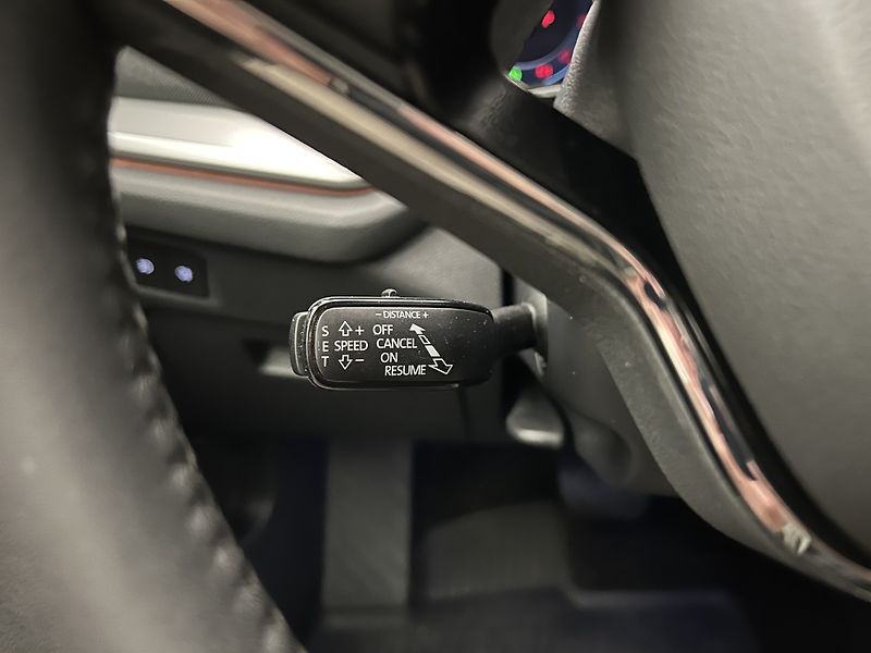 Škoda Octavia 2.0 TDI Style - fotka 11 z 27