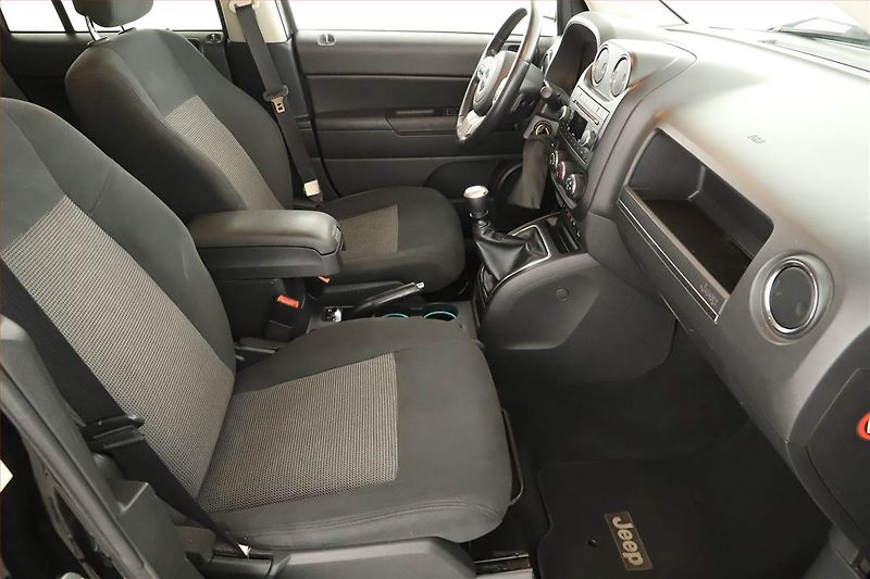 Jeep Compass (2011) 2.2 CRD, 4X4, Tempomat - fotka 7 z 14