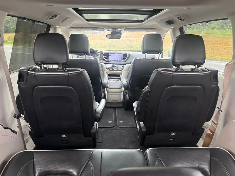 Chrysler Pacifica (2022) 3,6 RU Limited Radar 360 2022  - fotka 8 z 19