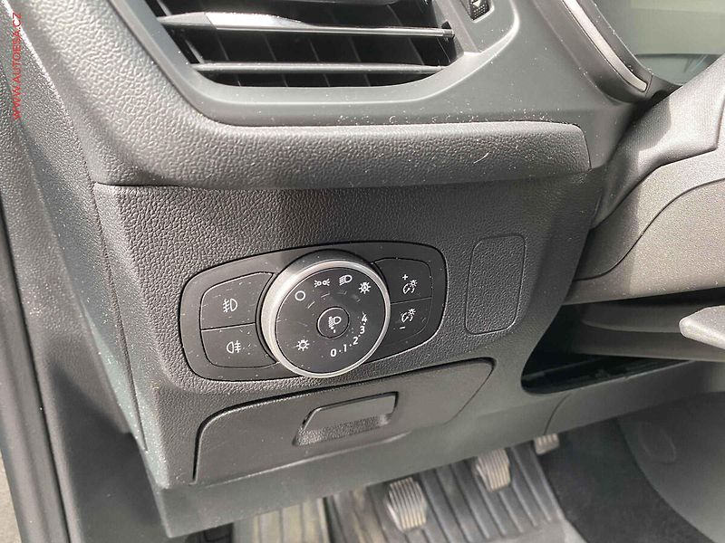 Ford Focus (2019) 1.5 EcoBlue, AC, tempo, navi - fotka 15 z 19
