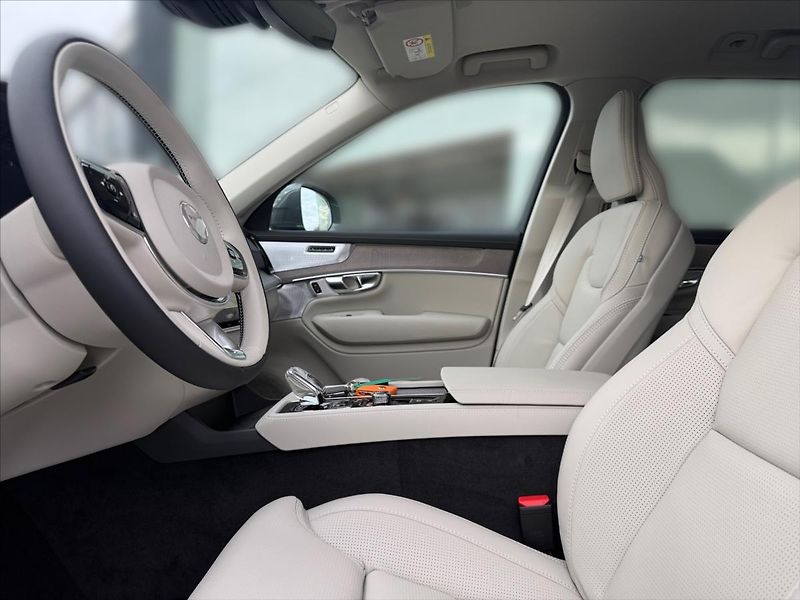 Volvo XC90 (2026) 2,0 XC90B5 Plus Bright 7752 - fotka 7 z 14