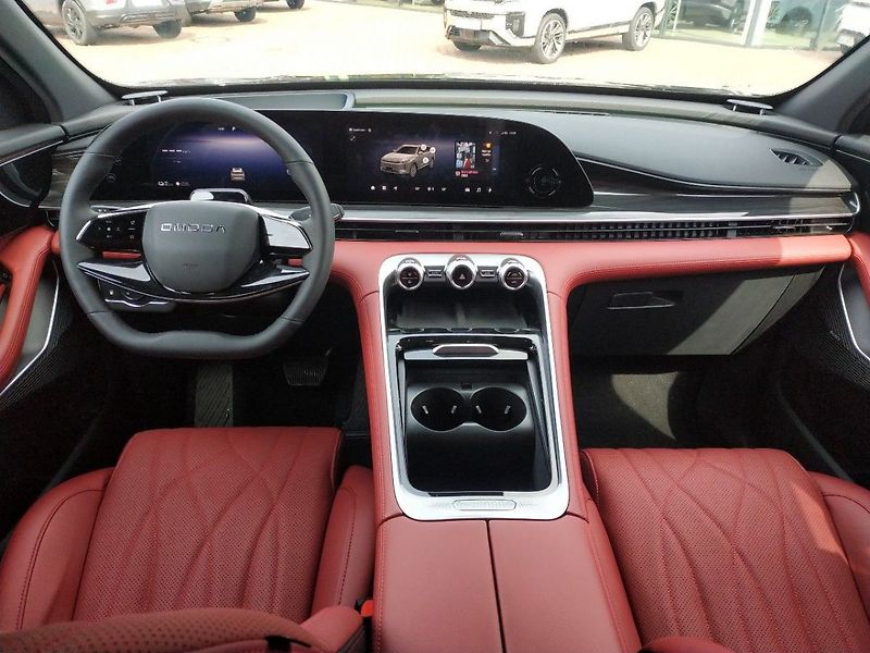 Omoda 9 Premium 1.5 SHS, AWD AT, SKLAD - fotka 13 z 38