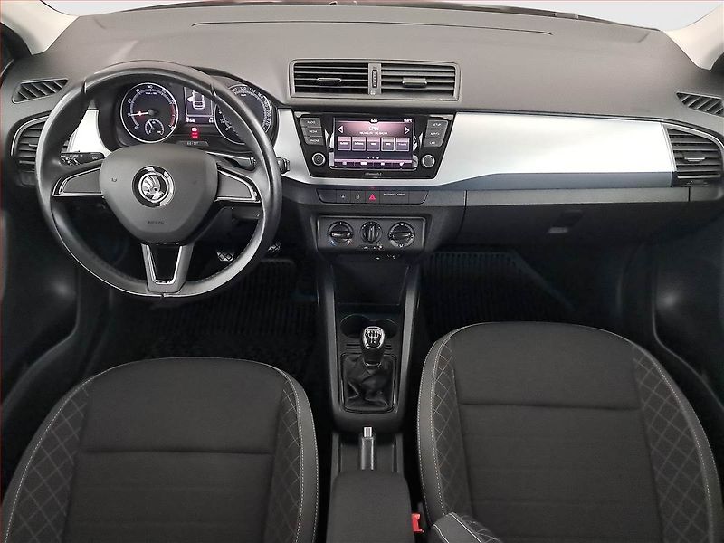 Škoda Fabia (2019) 1.0 TSI, Tempomat - fotka 8 z 16