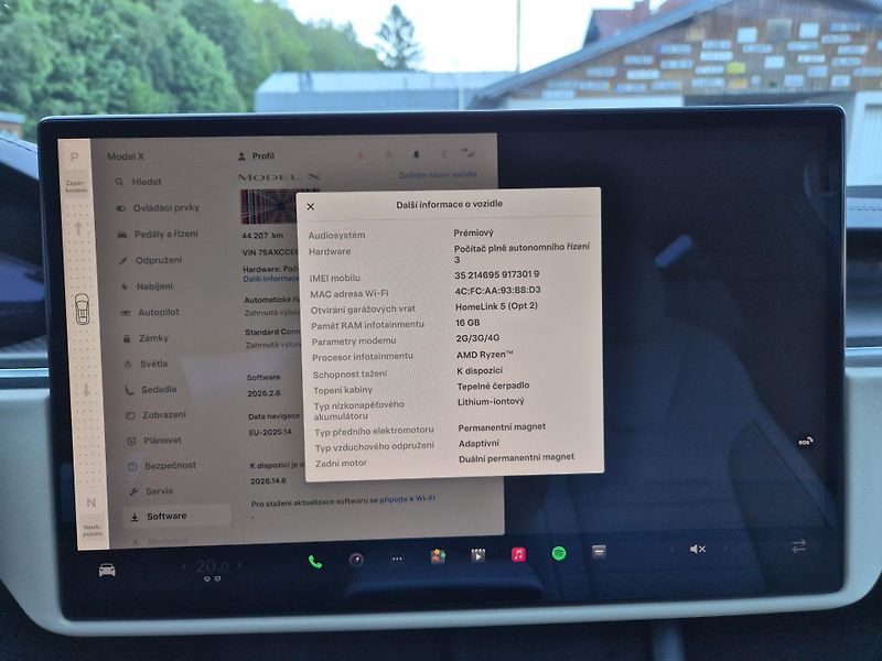 Tesla Model X 100kwH PLAID 750kw TZ - fotka 33 z 46