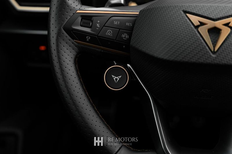 Cupra Formentor (2025) VZ 2,0 TSI 333 4Drive - fotka 37 z 53
