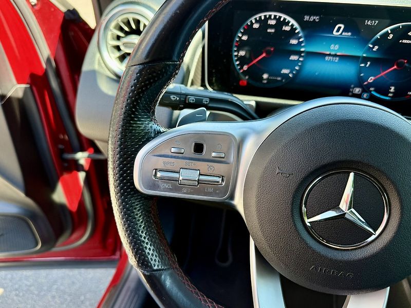 Mercedes-Benz GLB (2020) 250 4MATIC - fotka 29 z 45