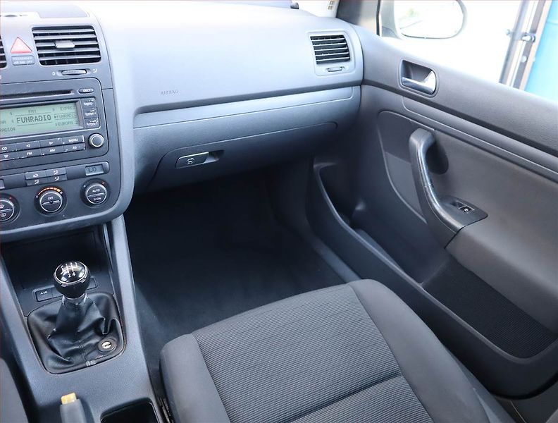 Volkswagen Golf (2005) 1.4 16V, Eko.zaplacen - fotka 8 z 15