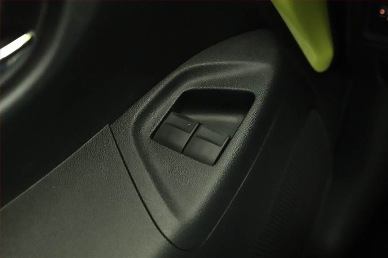 Toyota Aygo (2016) 1.0 VVT-i, Navi, Tempomat - fotka 9 z 13