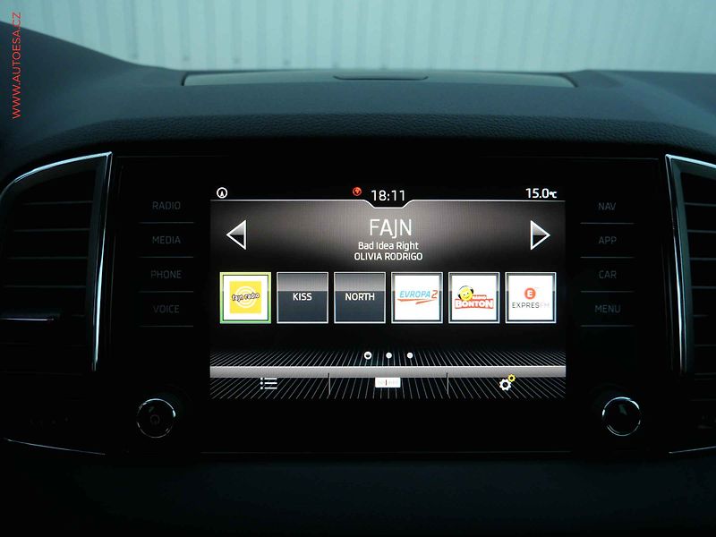 Škoda Karoq (2019) 1.6TDi, DSG - fotka 18 z 27