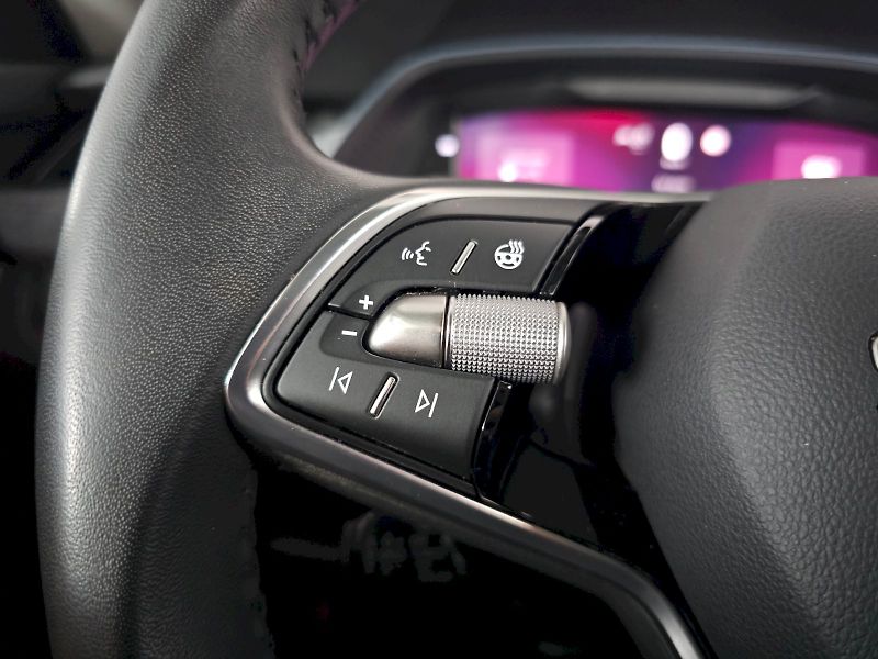 Škoda Octavia (2025) COMBI 1.5TSi DSG TOP SELECTION - fotka 9 z 35