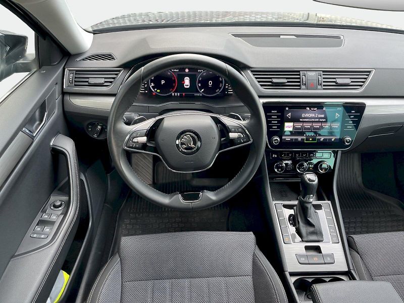 Škoda Superb (2023) 2.0 TDI 110kW DSG Style Plus c - fotka 6 z 36