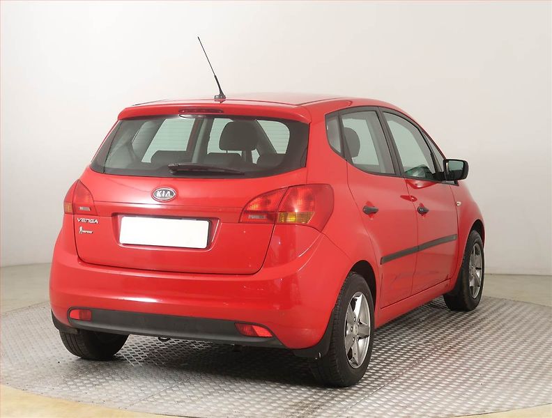 Kia Venga (2010) 1.4 CVVT, Serv.kniha - fotka 5 z 15