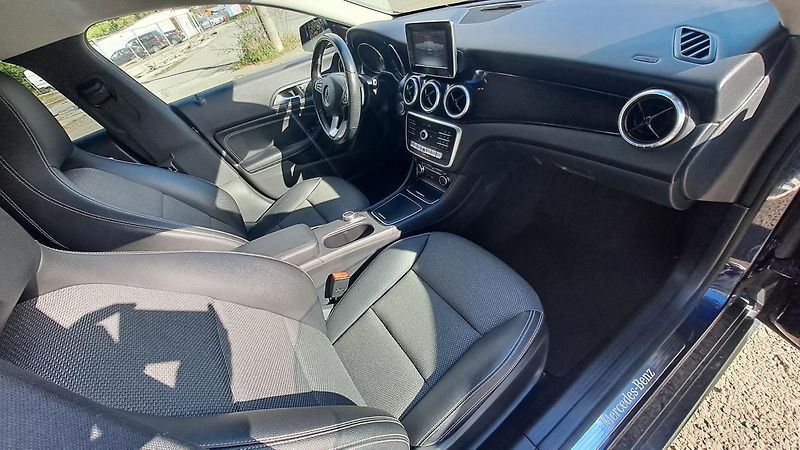 Mercedes-Benz CLA SB 200 D AUT NAVI - fotka 7 z 30