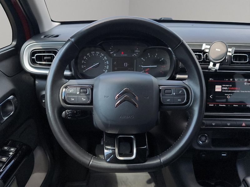 Citroën C3 (2021) SHINE 1.2 81kW, ČR, 1. Maj., P - fotka 10 z 27