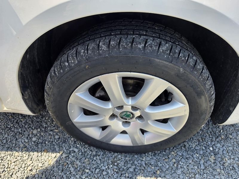 Škoda Fabia 1.2 TSI  - fotka 6 z 30