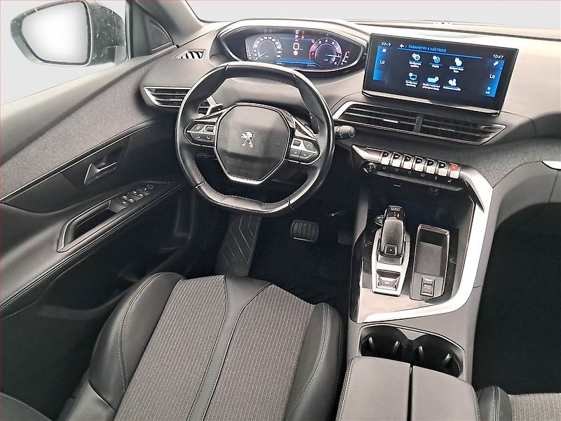Peugeot 5008 (2023) PureTech 130 - fotka 7 z 22