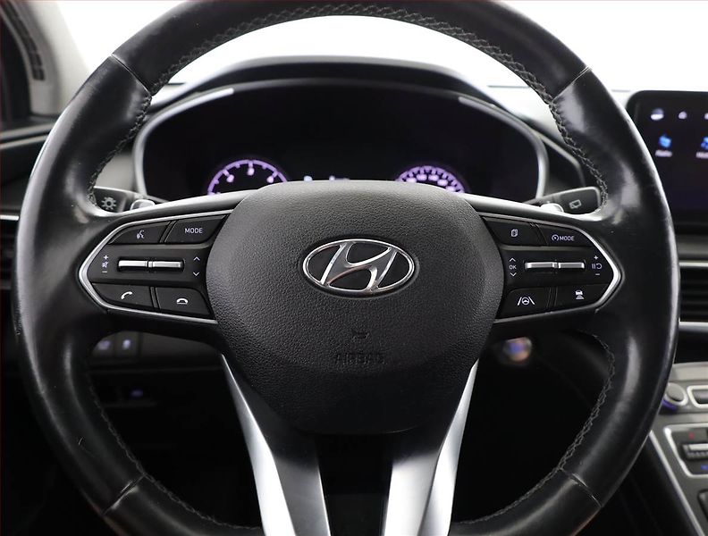 Hyundai Santa Fe (2021) 2.2 CRDi - fotka 8 z 20