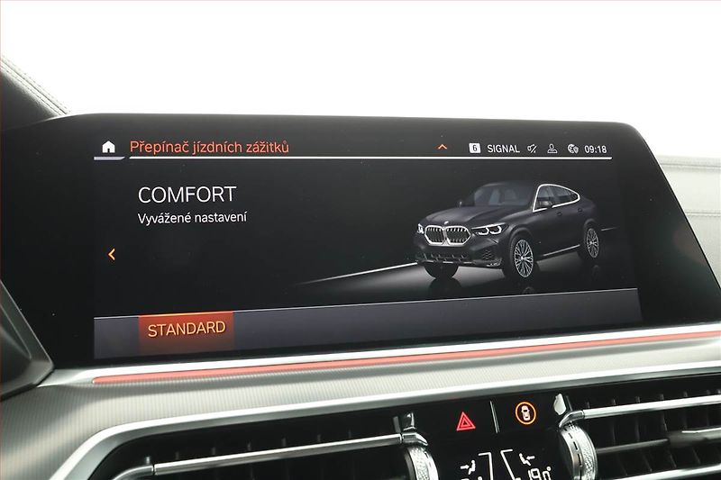 BMW X6 (2021) xDrive40d - fotka 13 z 22