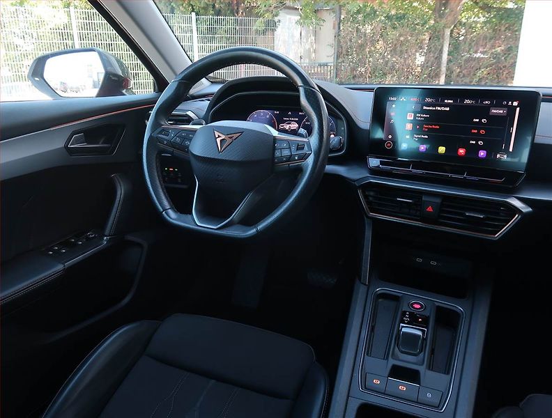 Cupra Formentor (2022) 1.5 TSI - fotka 7 z 21