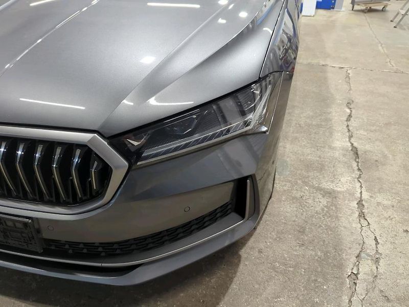 Škoda Superb Combi 1,5TSi iV 110kw DSG L&K  - fotka 9 z 12