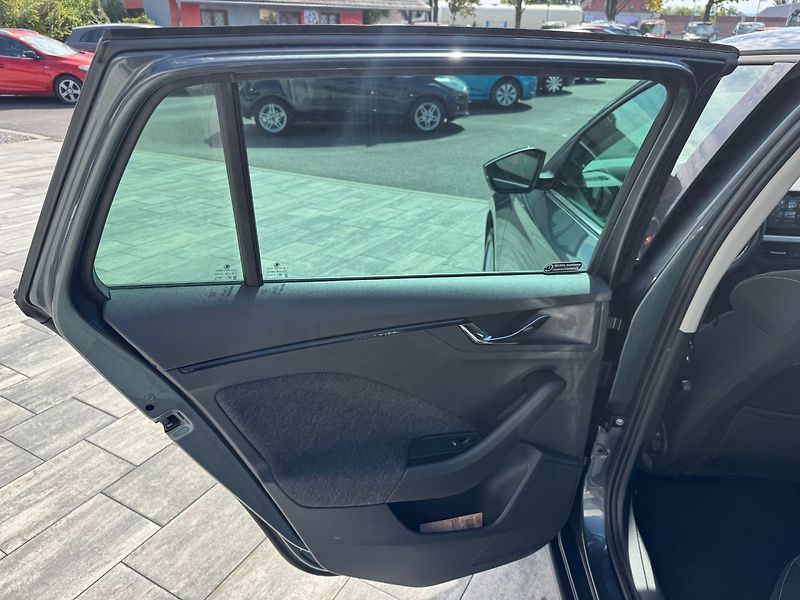 Škoda Scala (2020) Style 1.0 TSI 85kW - fotka 12 z 33