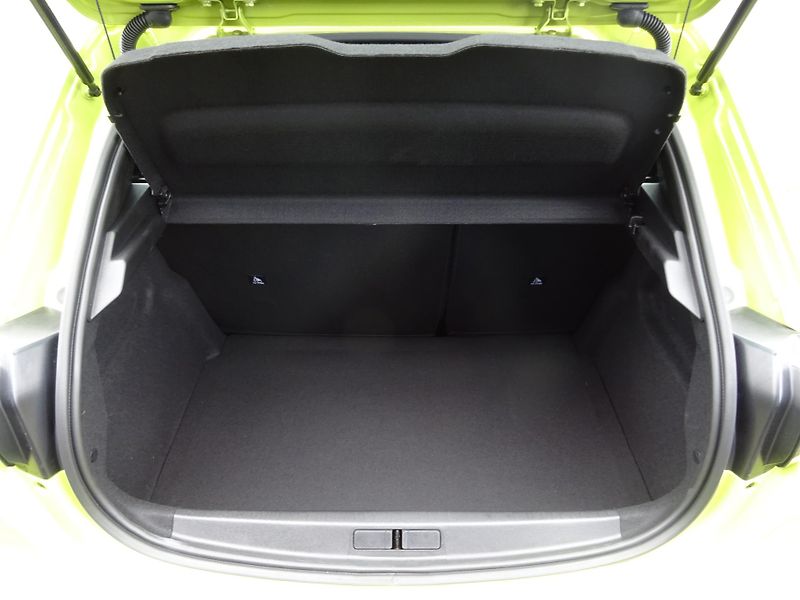 Peugeot 208 (2026) STYLE Hybrid 110 e-DCS6 - fotka 11 z 37