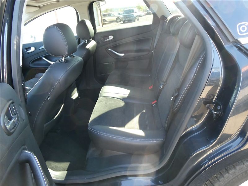 Ford Mondeo 2,2 TDCi NAVI, závěs, TITANIUM - fotka 19 z 39