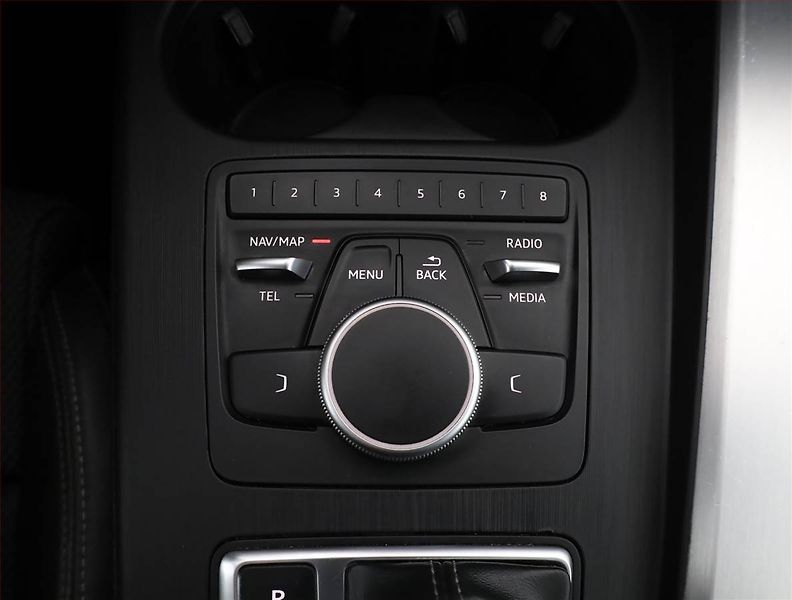 Audi A4 (2016) S-Line 2.0 TDI, Automat - fotka 12 z 19