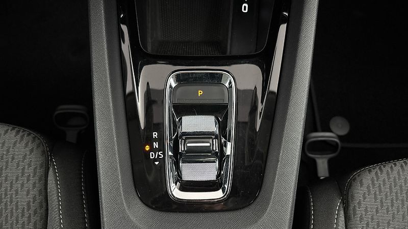 Škoda Octavia 2.0 TDI DSG Style - fotka 23 z 26