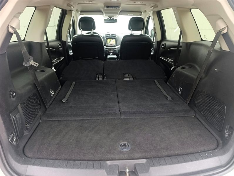 Fiat Freemont 2,0 MJT 4x4 7Míst AUTOMAT Navi - fotka 11 z 44