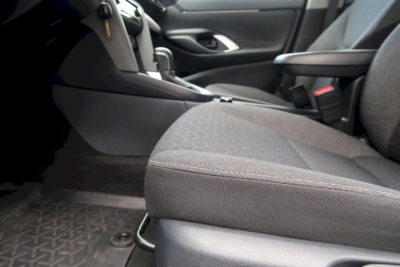 Toyota Yaris Cross (2023) Comfort 1,5 /92 kW - fotka 7 z 26